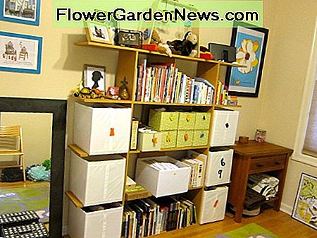 Nachdem du das Durcheinander beseitigt hast, legst du die Dinge dorthin zurück, wo sie hingehören, nachdem du sie benutzt hast. After clearing out the clutter, put things back where they belong after you use them.