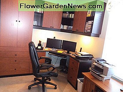 Das Erreichen eines störungsfreien Arbeitsbereichs wirkt beruhigend. Achieving a clutter free workspace has a calming effect.