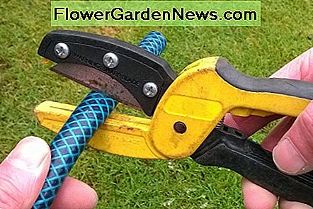 Dieser Schlauchschneider, der verwendet This tubing cutter which uses