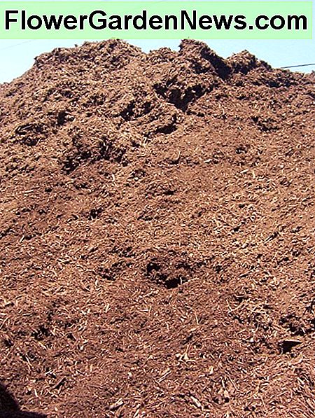 Mulch - unsere lokale Müllkippe bietet den Bewohnern Mulch kostenlos an Mulch - our local dump offers free mulch to residents
