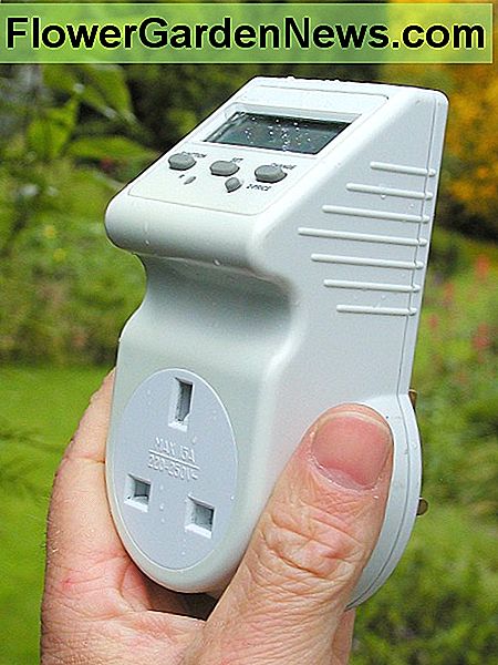 Adapter zur Überwachung des Stromverbrauchs Power consumption monitoring adapter