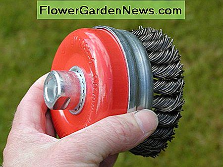 Geknoopte staalborstel Knotted wire brush