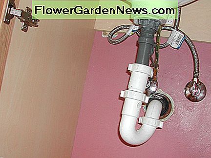 Half Bath Pipes (Foto mit freundlicher Genehmigung von hugheshalfbath von Flickr) Half Bath Pipes (Photo courtesy by hugheshalfbath from Flickr)