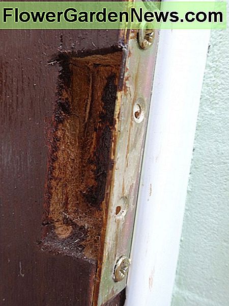 Adaptation du mécanisme de verrouillage de la porte Accommodating the Door locking mechanism