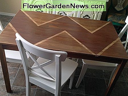 Holztisch und DIY Fleck Wooden Table and DIY Stain