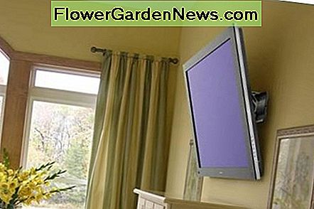 En sovrums-tv ska lutas nedåt för att få lättare visning. A bedroom TV should be tilted downward for easier viewing.