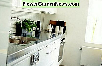 ฮวงจุ้ยห้องครัวขนาดเล็กที่มีแสงที่ดีพื้นที่จัดเก็บและสี Feng Shui small kitchen with good lighting, storage space and color