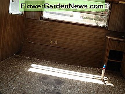 Ausgenommenes Interieur Gutted interior