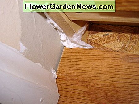 Rand van badkamerkasten - koude lucht! Edge of bathroom cabinets - cold air!