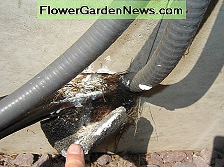 Meerdere draden naar A / C unit, groot gat weer Multiple wires to A/C unit, large hole again