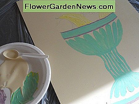 Dernæst trak jeg lidt i detaljer og tilføjede frugt og begyndte at male. Jeg blandede min maling på en papirplade. Next I drew in some detail and added fruit and started to paint. I mixed my paint on a paper plate.