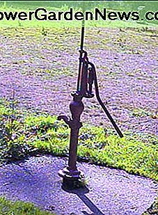 Mit freundlicher Genehmigung von: http://www.daytrails.com/CastleRockPump.jpg Courtesy of: http://www.daytrails.com/CastleRockPump.jpg