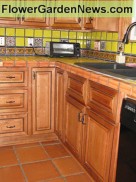 Unterschränke base cabinets