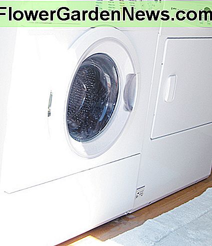 Het toevoegen van een nieuwe wasmachine en droger zal tijd besparen en uw energierekening verlagen! Adding a new washer and dryer will save time and lower your utility bill!