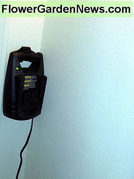 Oplader til trådløs boremaskine Charger for cordless drill