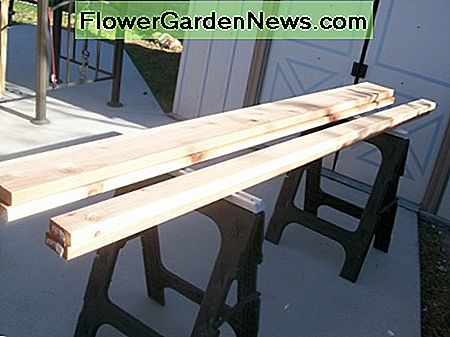 Die vier Redwood Boards für dieses Projekt kosteten 42, 22 Dollar. The four redwood boards used for this project cost $42.22.