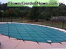 Apsauginiai gaubtai yra geriausia jūsų baseino ir jūsų šeimos apsauga. Saugos dangtis taip pat sutaupys jūsų laiką ir pinigus ilgainiui. Safety covers are the best protection for your pool and your family. A safety cover will also save you time and money in the long run.